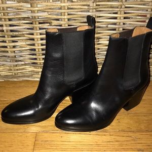 Casey Chelsea Frye Bootie